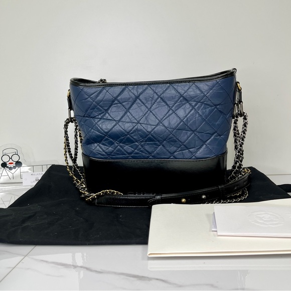Chanel Medium Gabrielle Hobo - Picture 3 of 5
